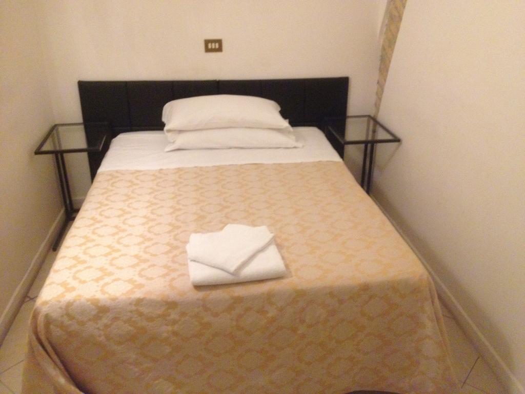 Marta Guest House Рим Екстериор снимка